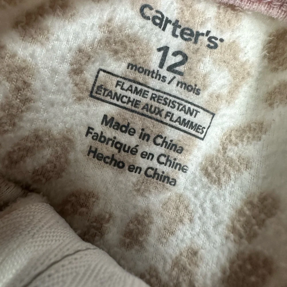 Carter’s 12 baby girl fleece footies​